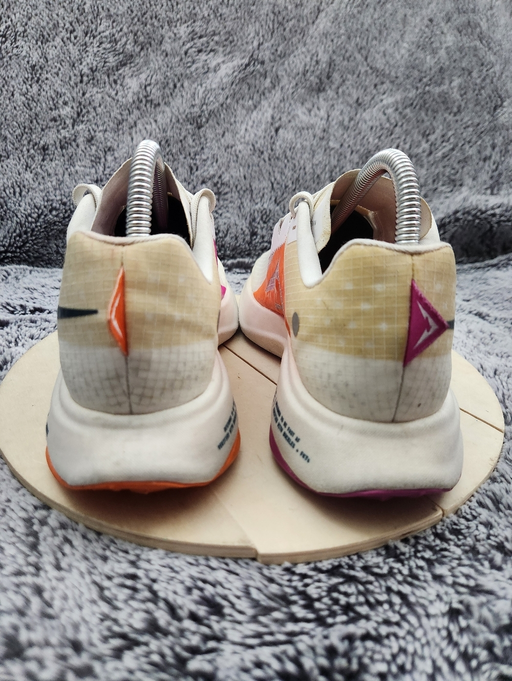 Nike ZoomX Ultrafly Trail Prototype Ivory Orange Running Shoes Women's Size 8 - Picture 7 of 9